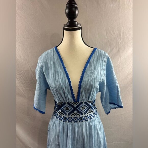 Deep V Neck Embrodered Waist Slit Dress Blue - Picture 6 of 8